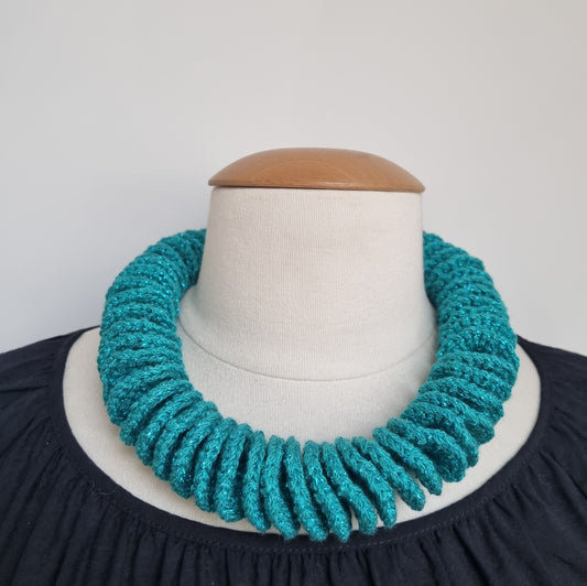 Turquoise Torc Necklace (013)